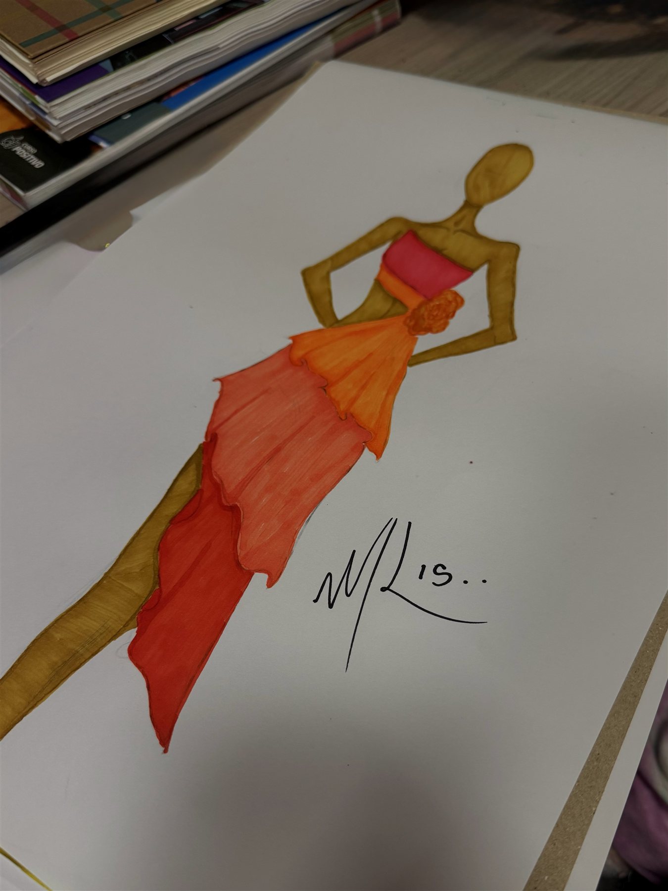 Croqui — vestido coral com flor